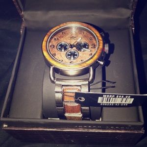 Man’s watch Joseph Abboud